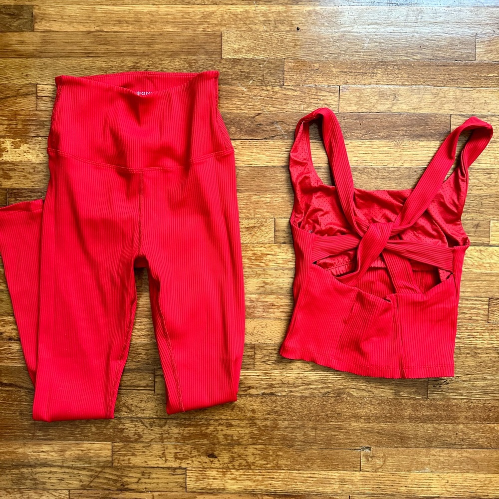 Carbon 38 matching top and bottom activewear set. - Picture 2 of 2